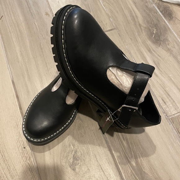 NOBO Shoes - NWT Chunky Mary Jane Shoes